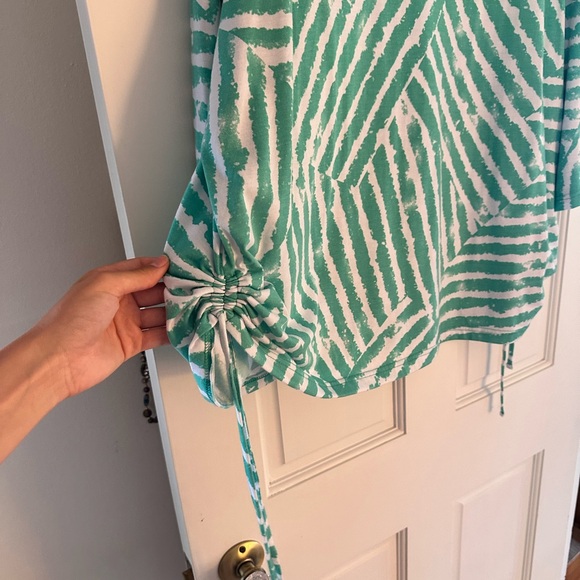 Green and white patterned N Touch long sleeve shirt - Picture 2 of 4
